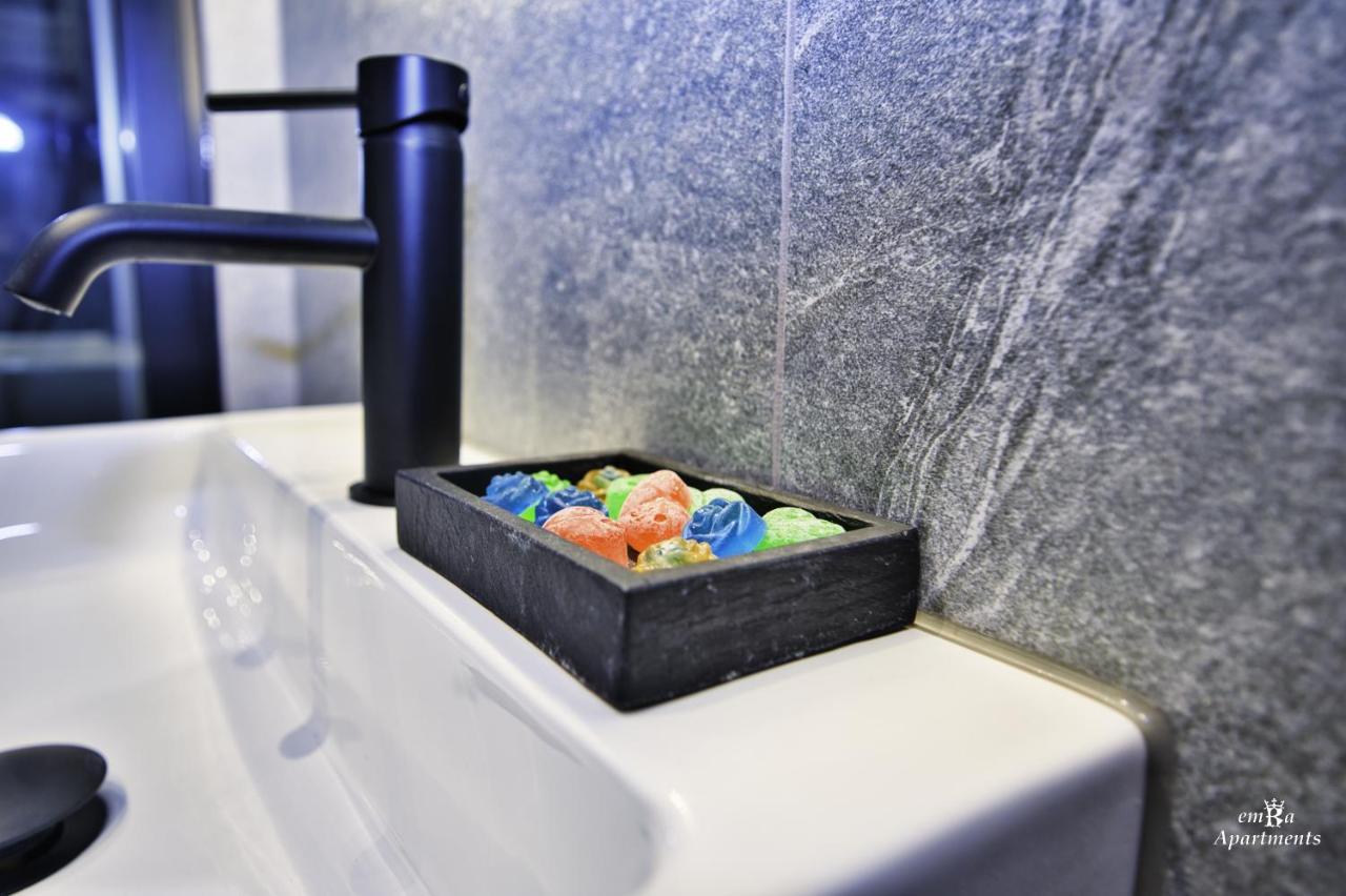 Emka Apartments Краков Экстерьер фото